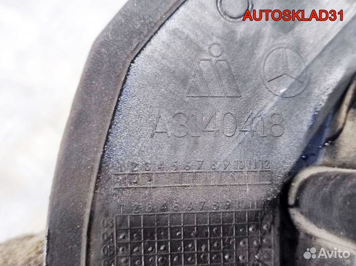 Зеркало правое Mercedes Benz W169 A1698100476