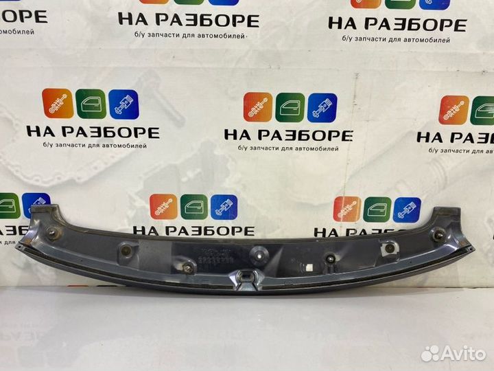 Спойлер Toyota Auris E150 1ZR-FE 2007