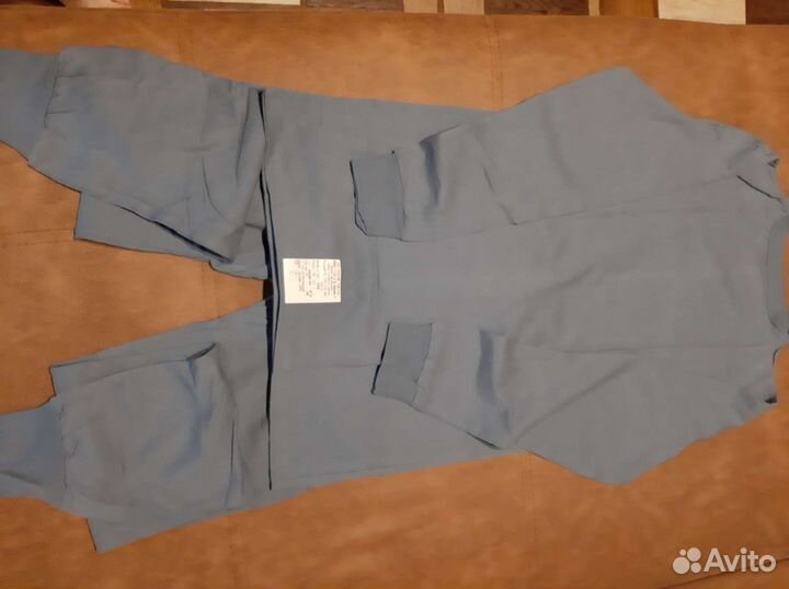 Костюм брючный