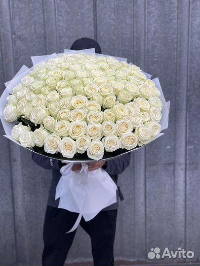 Розы оптом с доставкой