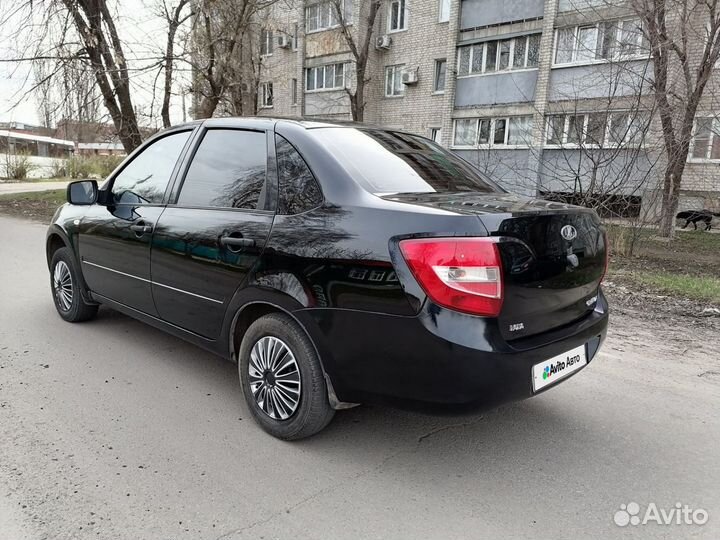 LADA Granta 1.6 МТ, 2012, 157 000 км