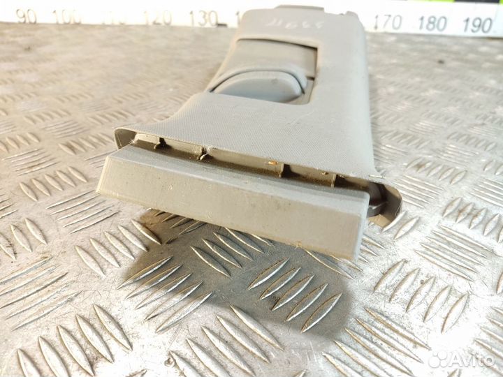 Обшивка стойки правая Toyota Camry v40