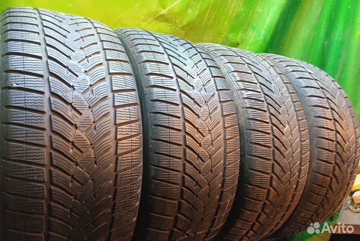 Goodyear UltraGrip Performance 275/45 R21