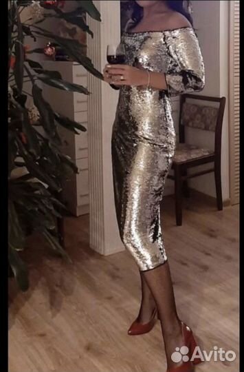 Платье на праздник размер s