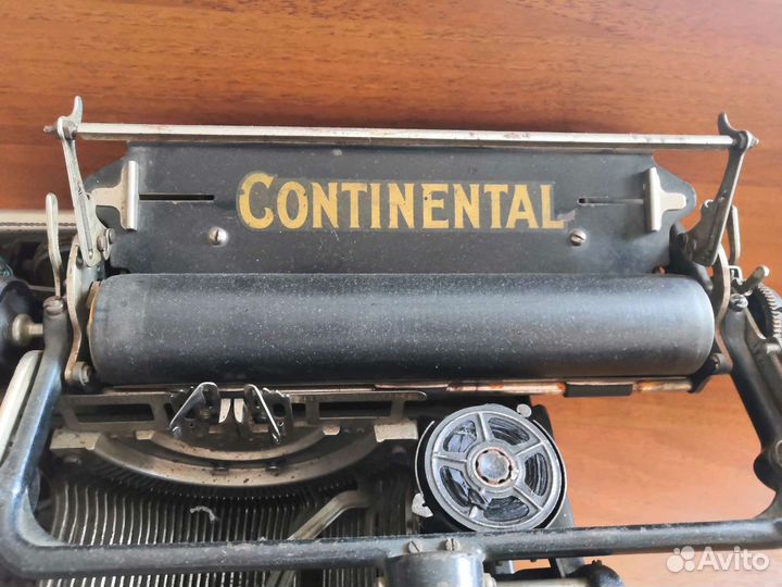 Пишущая машинка continental