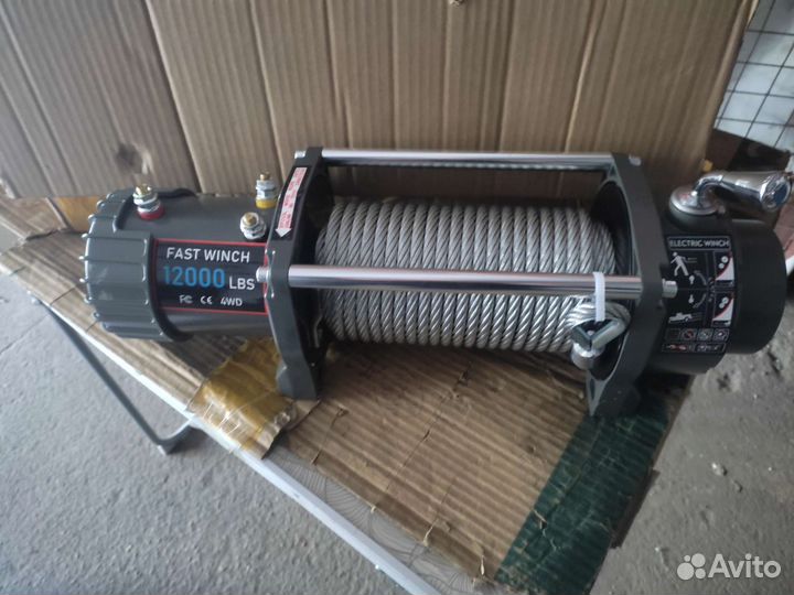 Лебедка 12 вольт для эвакуатора