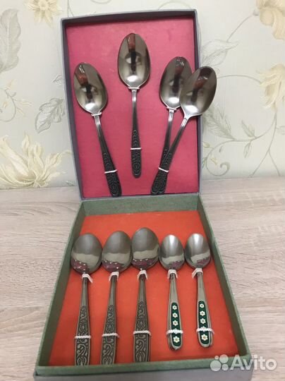 Набор столовых приборов новый