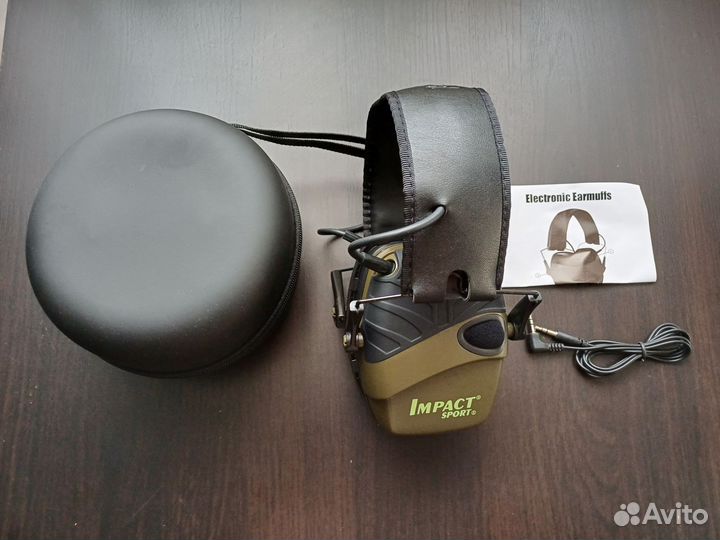 Активные наушники Howard Impact Sport с кейсом