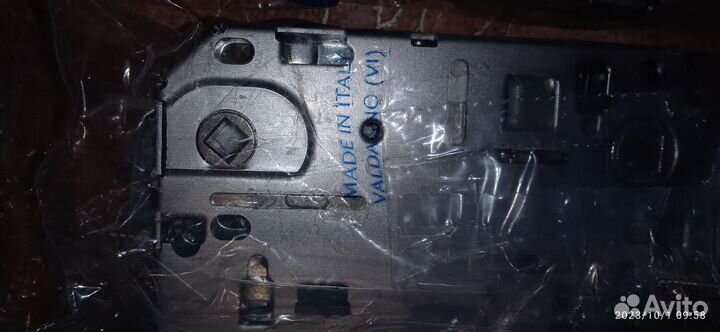 Итальянские дверные замки новые