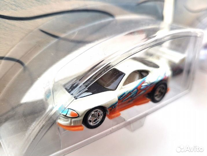 100 Hot Wheels Super Street Super Tsunami