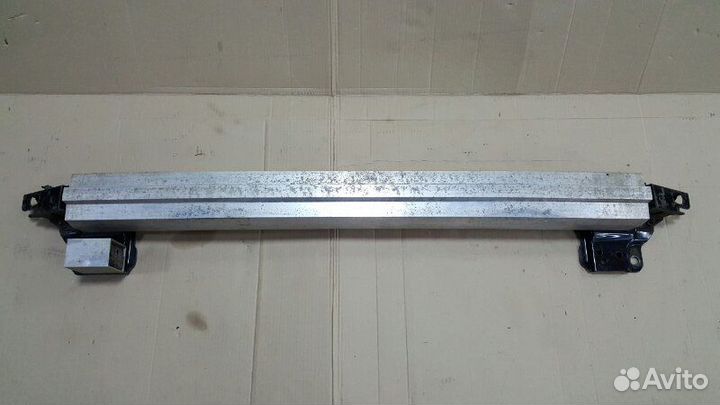 Усилитель переднего бампера Subaru Forester SG9