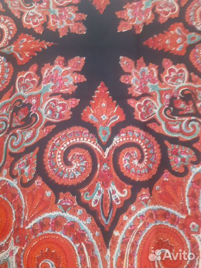 Павловопосадская шаль