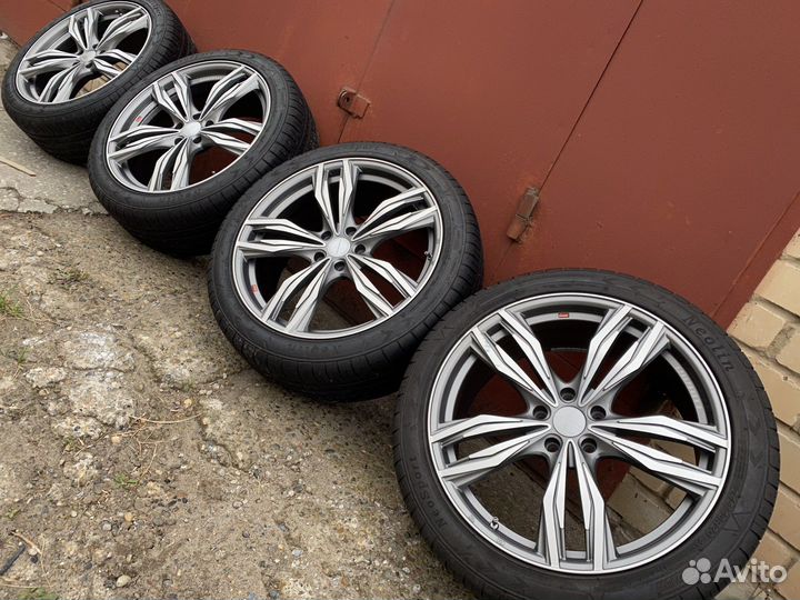 R20 Neolin Mozzo STX 245/45, PCD 5x114.3 DIA 73.1