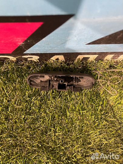 Форсунка омывателя Volkswagen Jetta 7 2019