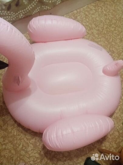 Надувной фламинго