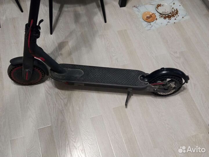 Электросамокат xiaomi m365 pro