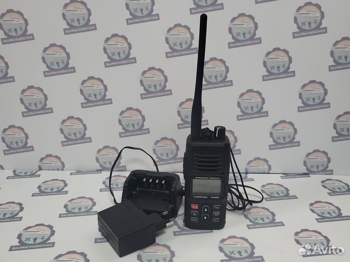 Морская рация Standart Horizone HX400IS