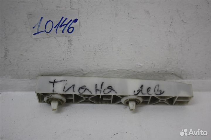 Крепеж переднего бампера левый Nissan Teana J32