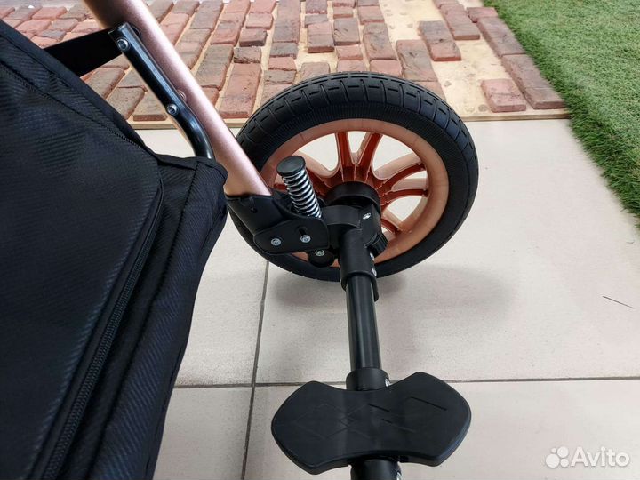 Коляска Luxmom V9 3 в 1