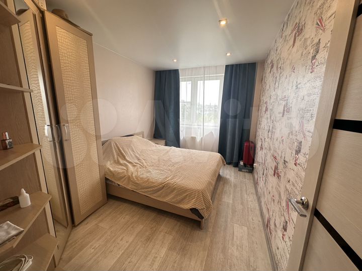 2-к. квартира, 57 м², 3/9 эт.