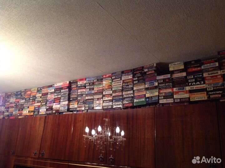 Видеокассеты с фильмами
