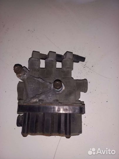 Кран уровня пола главный Daf Xf 105