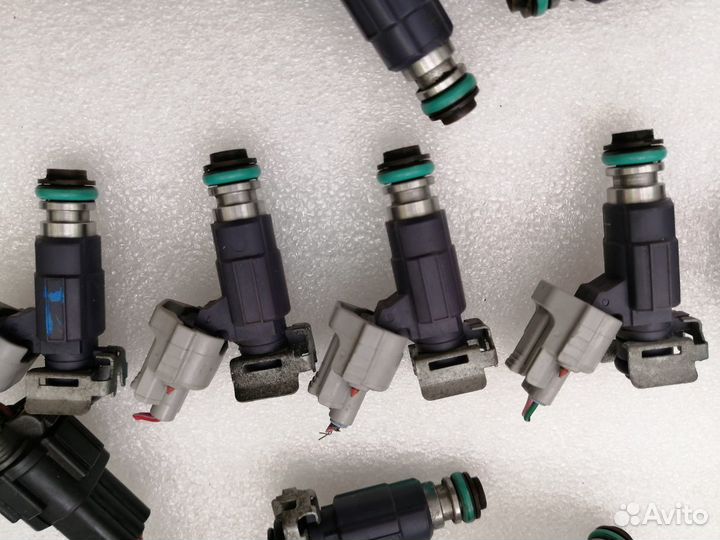 Форсунка топливная Serena C24 2.0L