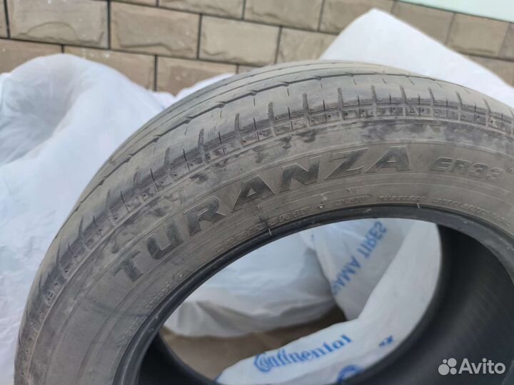 Bridgestone Turanza ER33 215/50 R17