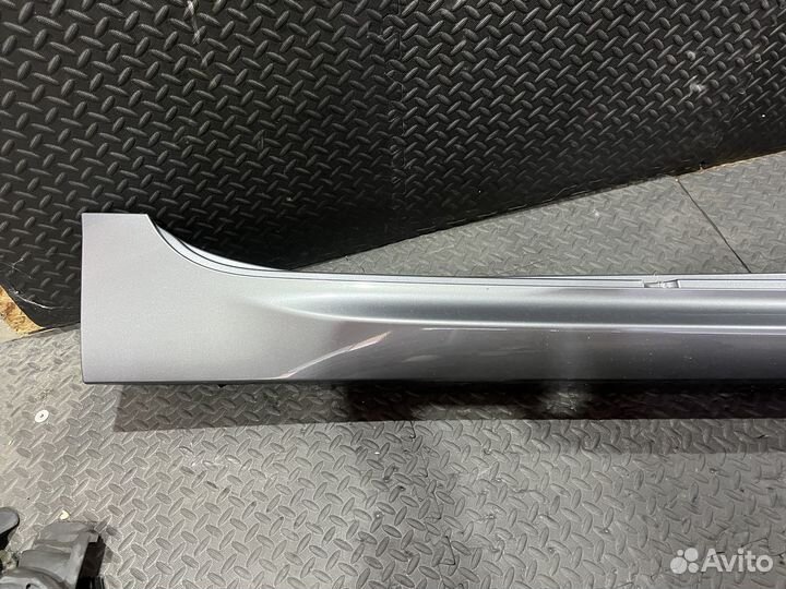 Накладка на порог М правая A52 BMW F06