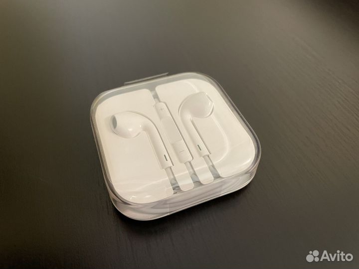 Наушники Apple EarPods 3.5mm