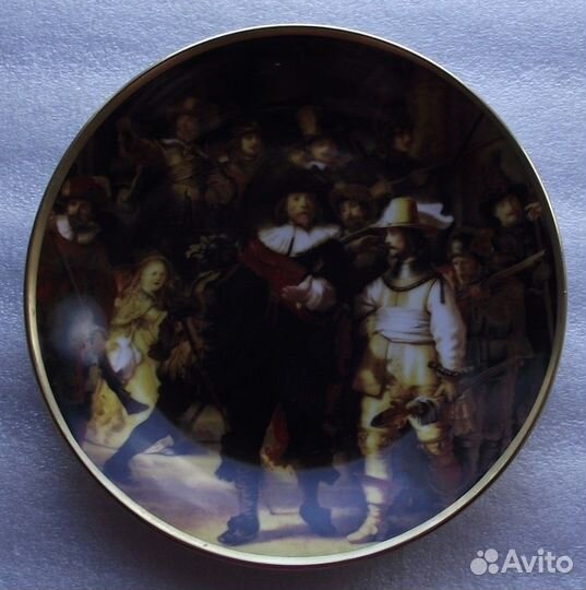 Декоративные тарелки (список)