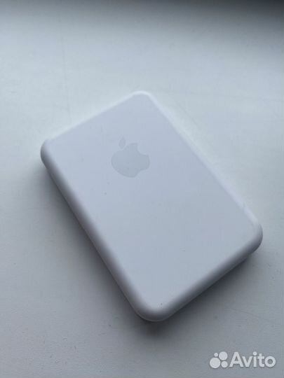 Apple MagSafe Battery Pack рабочий