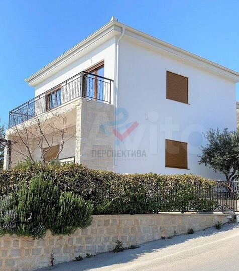 Дом 186 м² на участке 6 сот.