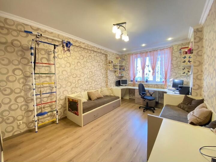 3-к. квартира, 95 м², 9/18 эт.