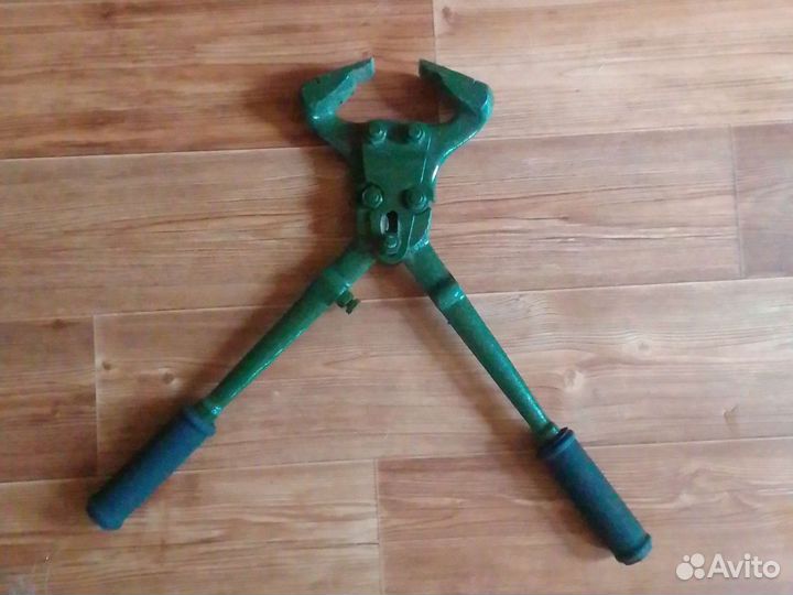 Копытные кусачки