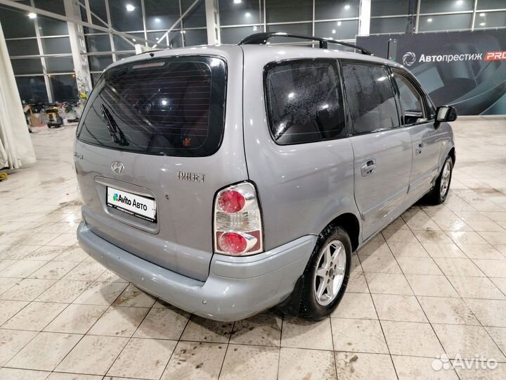 Hyundai Trajet 2.0 AT, 2005, 215 000 км