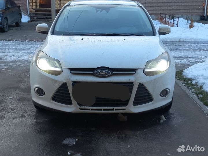 Фары передние Ford Focus