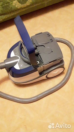 Моющий пылесос Zelmer aquawelt 1600 w