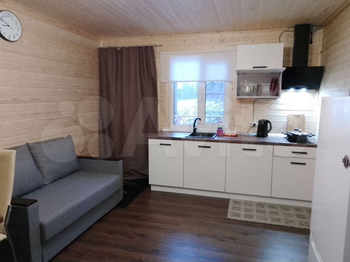 Дом 36 м² на участке 3 сот.