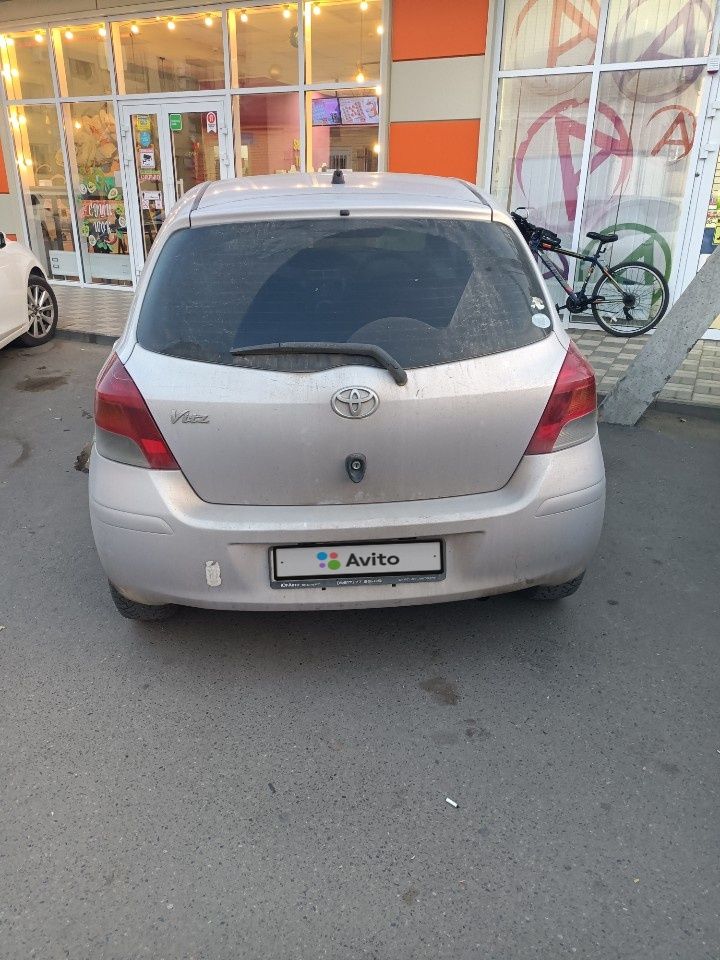 Toyota Vitz: фото владельца