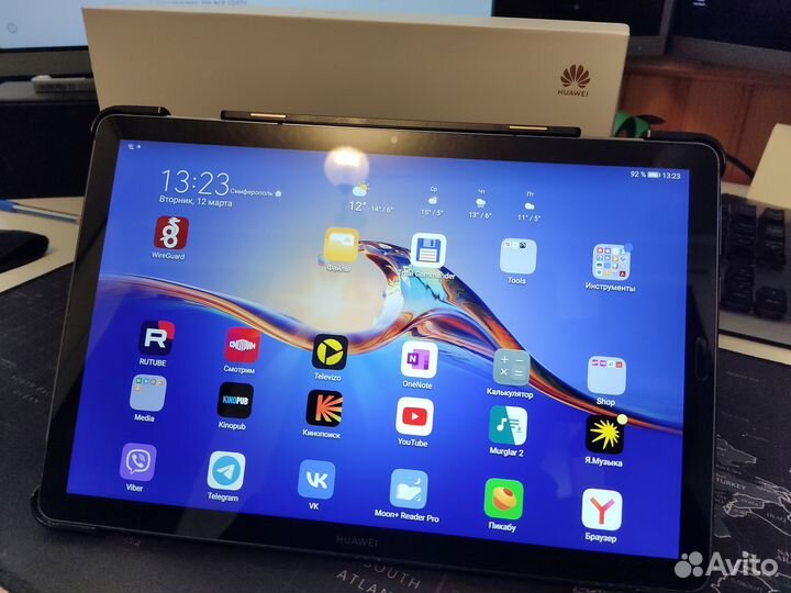 Huawei MediaPad M6 10.8 (2560*1600)