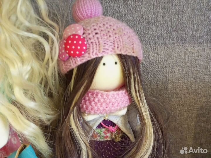 Кукла фарфоровая