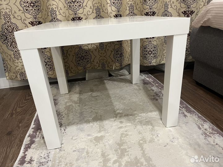 Журнальный столик IKEA