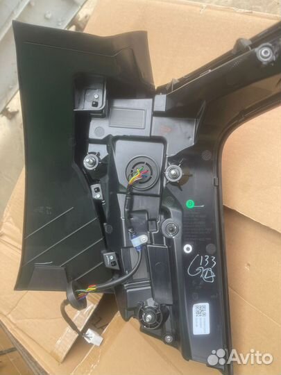 Фара задняя левая Hongqi E-HS9