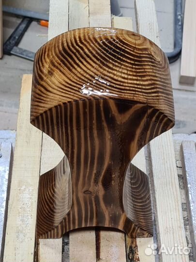 Подставка для наушников