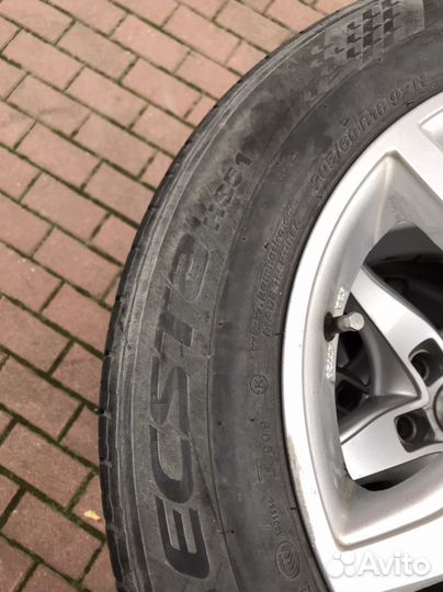 Kumho Ecsta HS51 205/60 R16