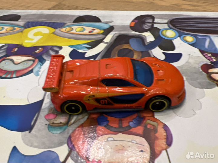 Hot wheels машинки