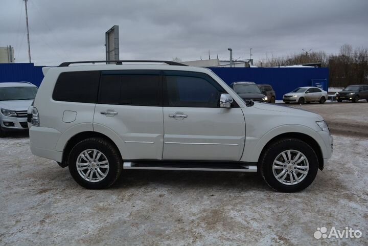 Mitsubishi Pajero 3.8 AT, 2019, 18 500 км