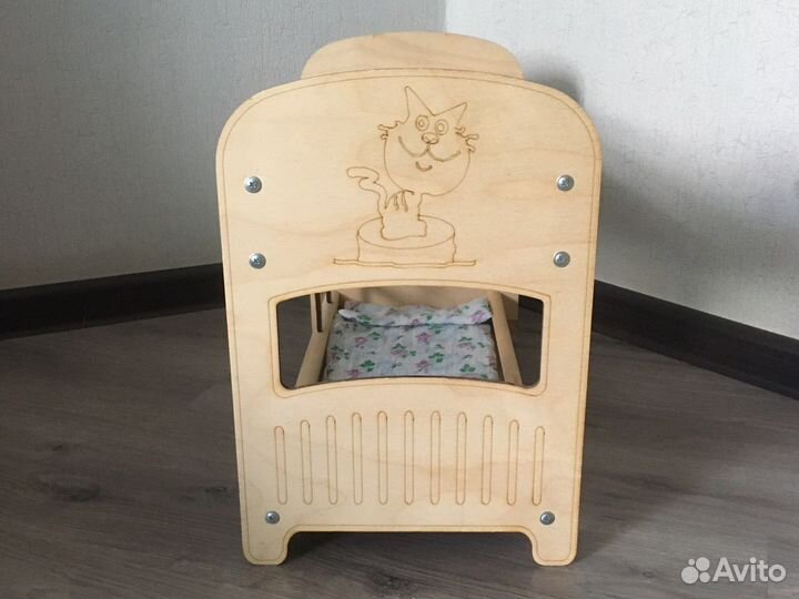 Кровать двухьярусная