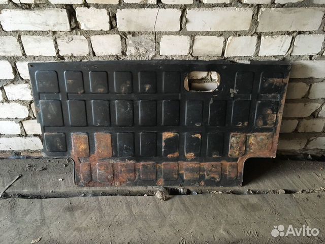 Пластина над топливным баком ваз2121 нива